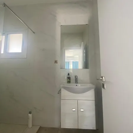 Апартаменты 1-bedroom Duplex 100m By The Sea Лимасол